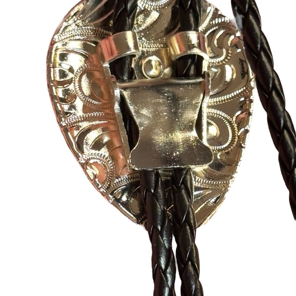 Vintage Western Style Bolo Tie with Silver and Gold Accents Galloping Horse - Picture 5 of 5